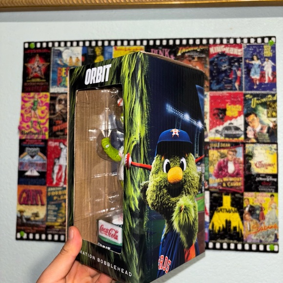 Astros Orbit Bobblehead - Picture 2 of 4